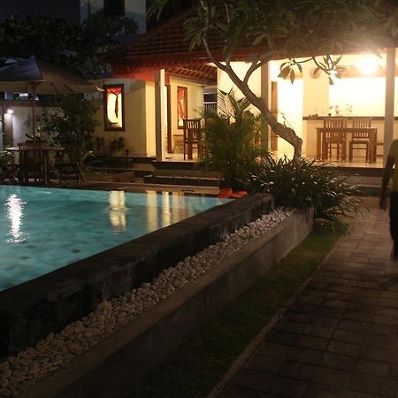 Puri Clinton Bali Apartamento Nusa Dua  Exterior foto